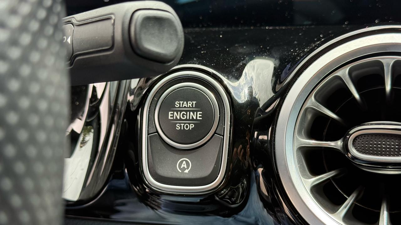 Mercedes-Benz GLA AMG GLA 35 4MATIC SUV 2025