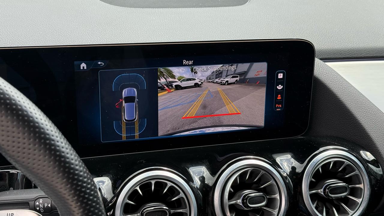 Mercedes-Benz GLA AMG GLA 35 4MATIC SUV 2025