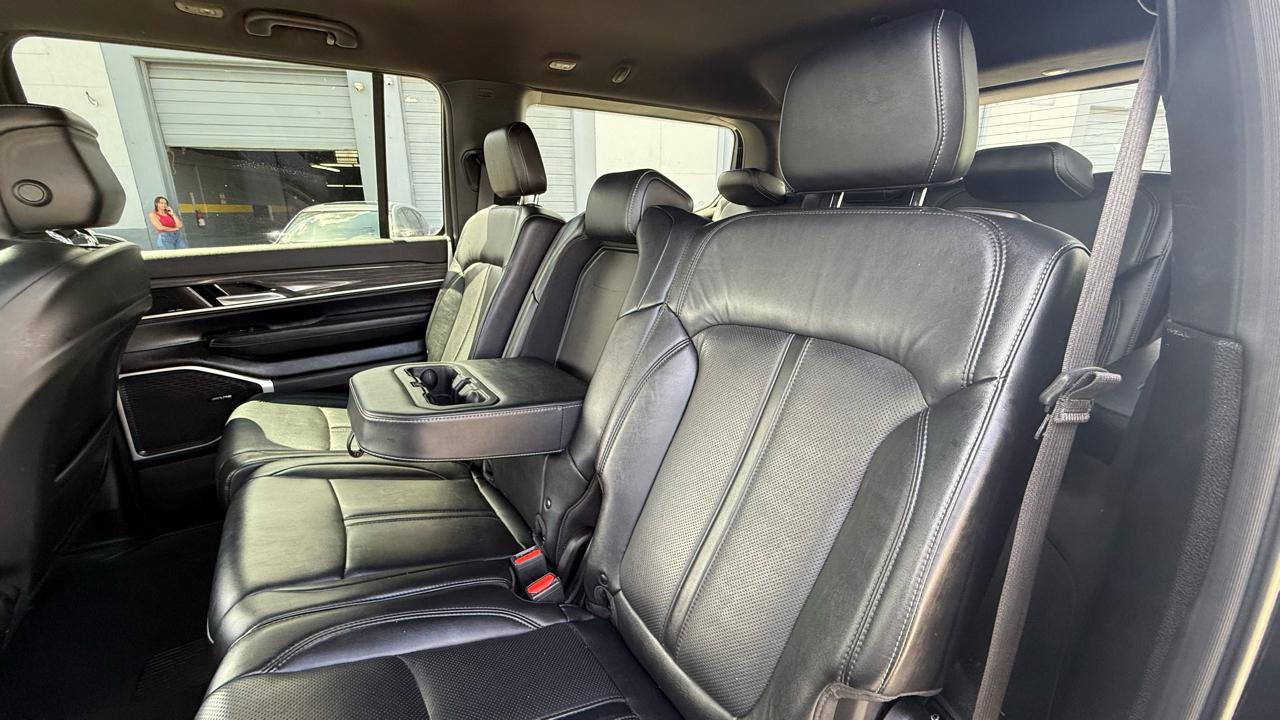 Jeep Wagoneer Series III 4x4 2022