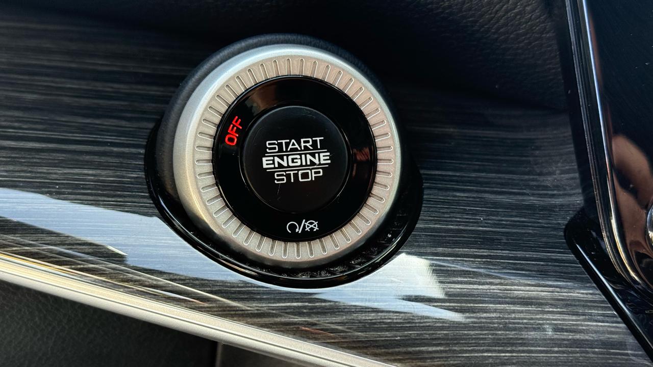 Jeep Wagoneer Series III 4x4 2022