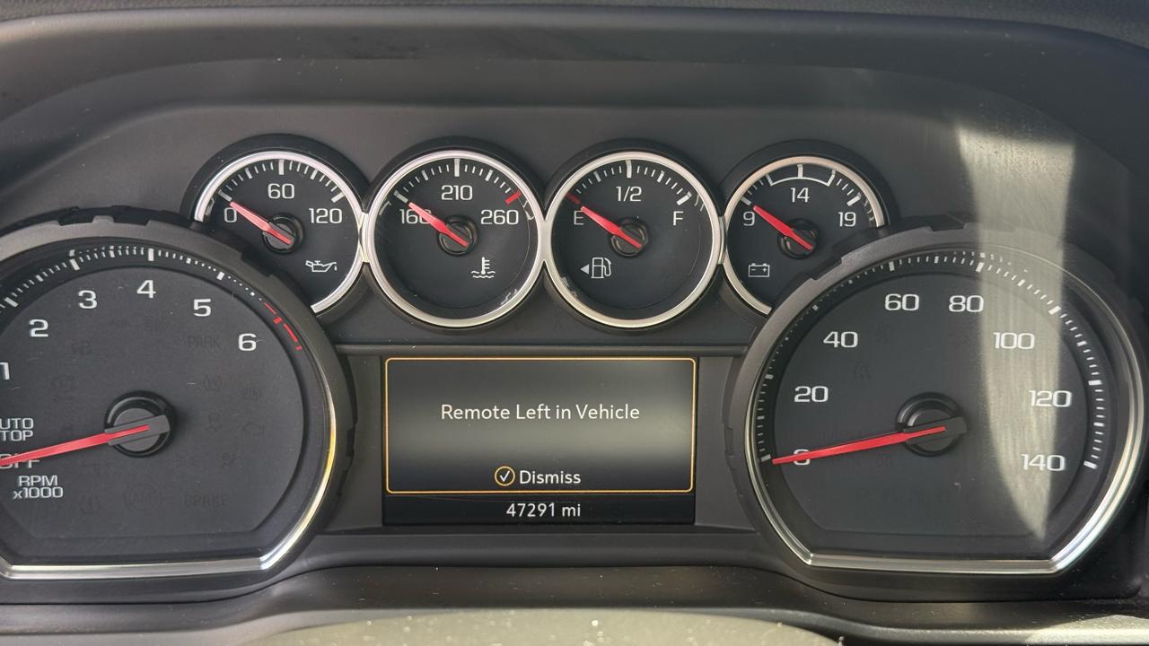 Chevrolet Silverado 1500 2WD Crew Cab 147" LT 2021