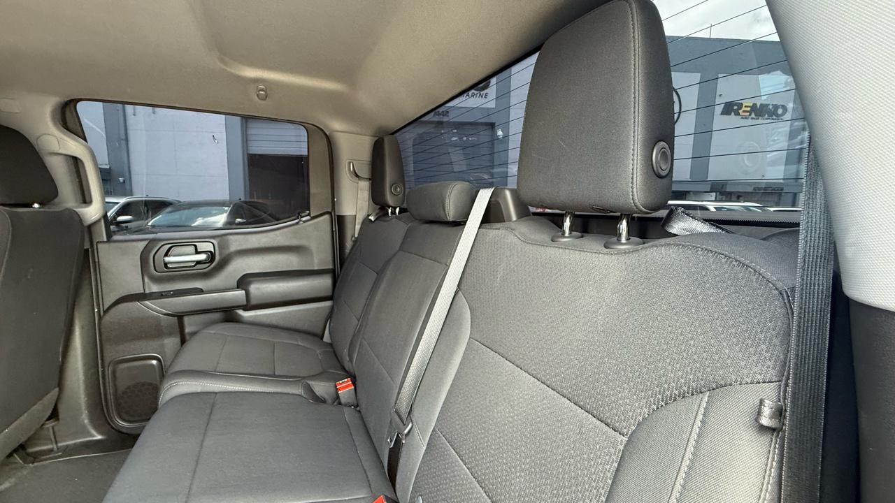 Chevrolet Silverado 1500 2WD Crew Cab 147" Custom 2021