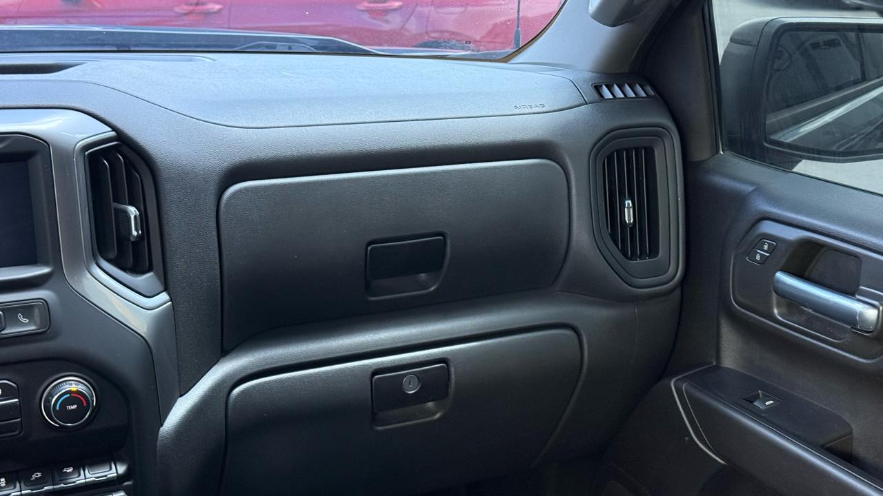 Chevrolet Silverado 1500 2WD Crew Cab 147" Custom 2021