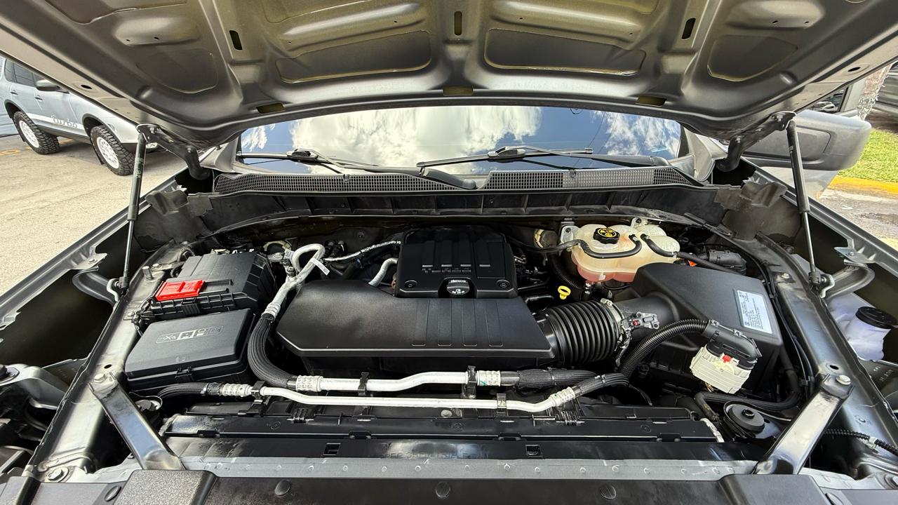 Chevrolet Silverado 1500 2WD Crew Cab 147" Custom 2021