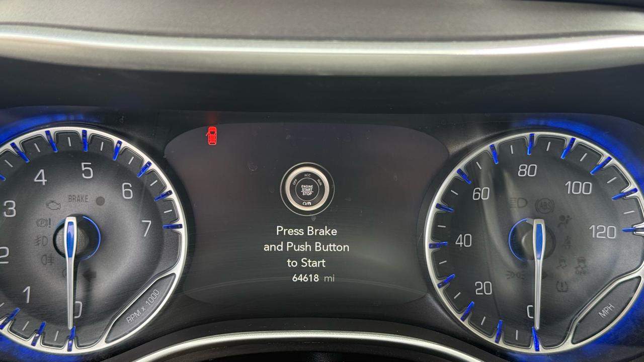 Chrysler Pacifica Touring L FWD 2023