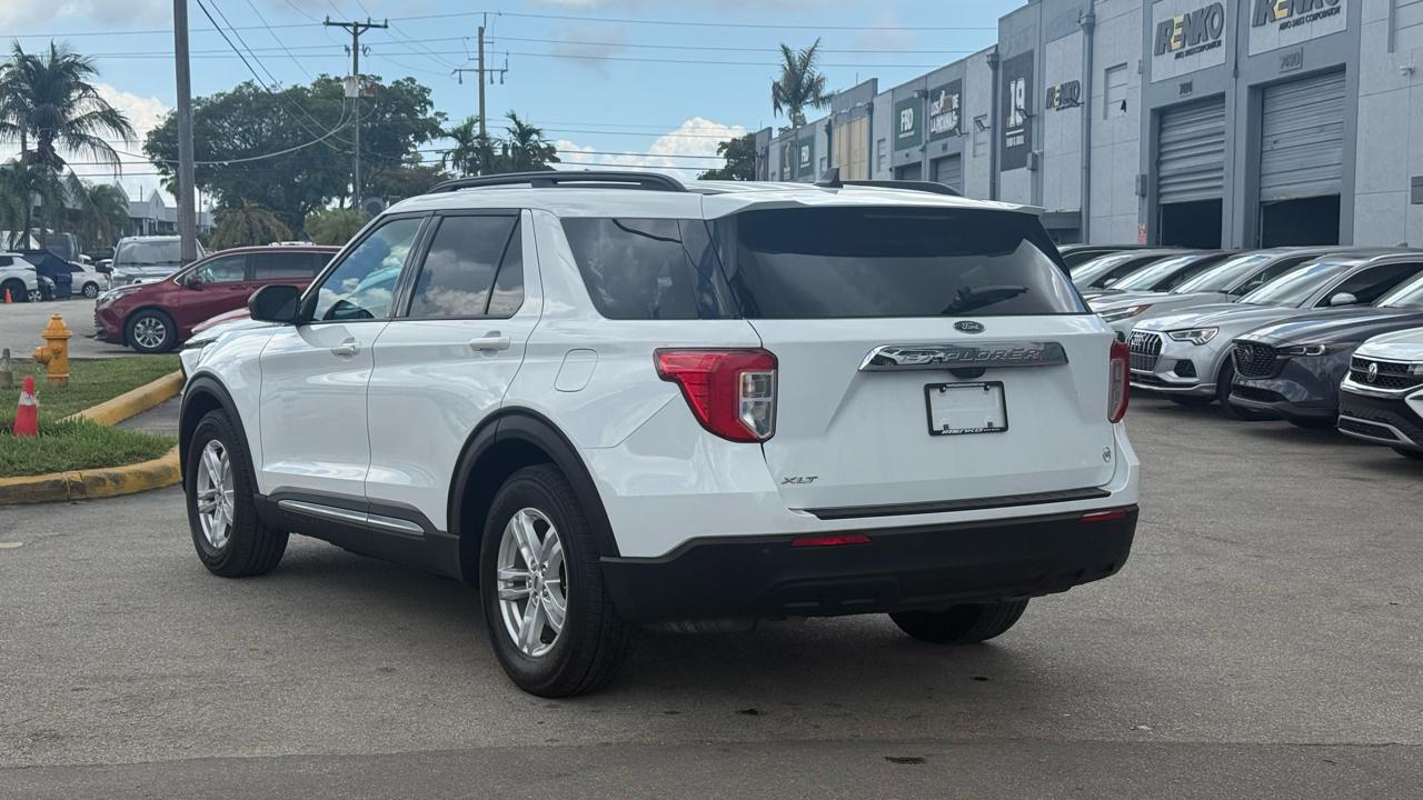 Ford Explorer XLT RWD 2023