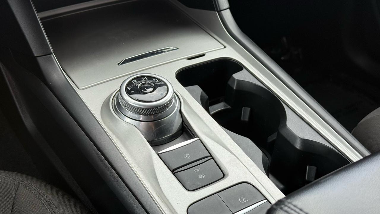 Ford Explorer XLT RWD 2023