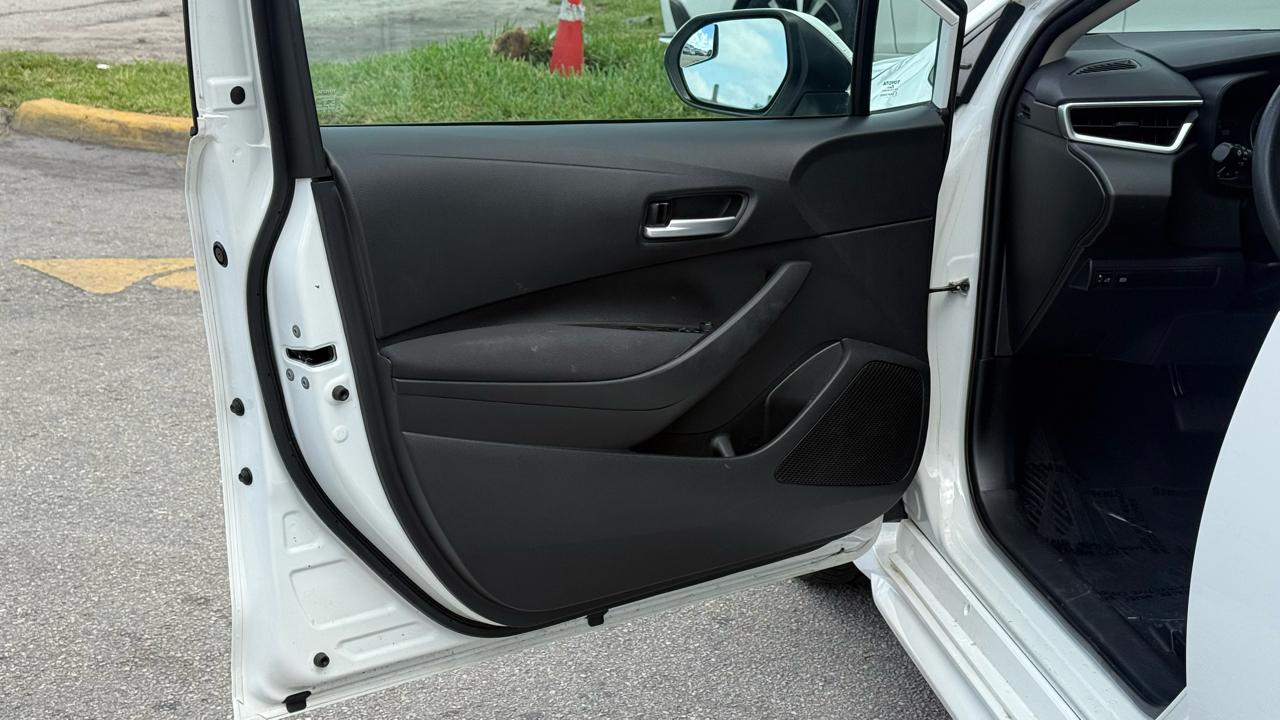 Toyota Corolla LE CVT (Natl) 2021