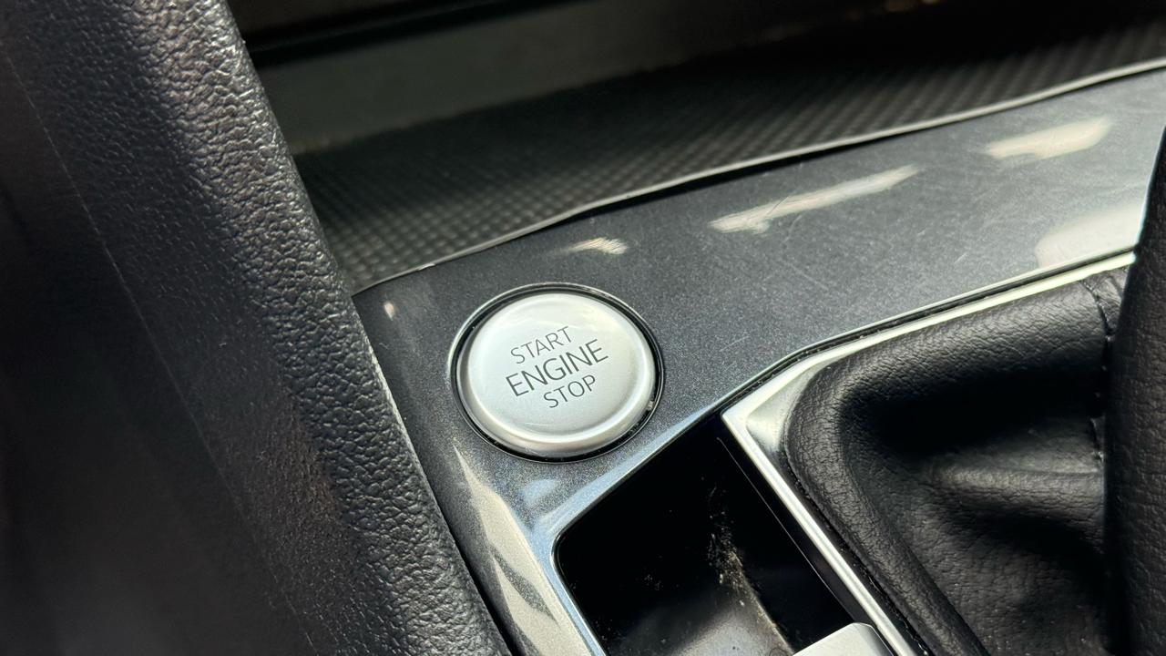 Volkswagen Tiguan 2.0T Wolfsburg Edition FWD 2024