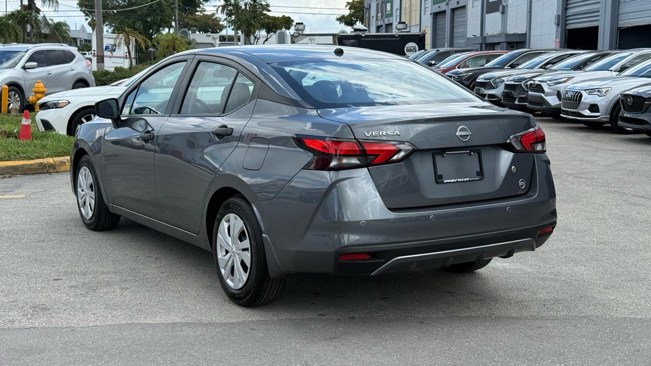 Nissan Versa S CVT 2025