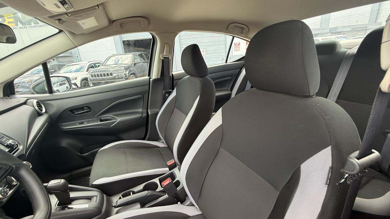 Nissan Versa S CVT 2025