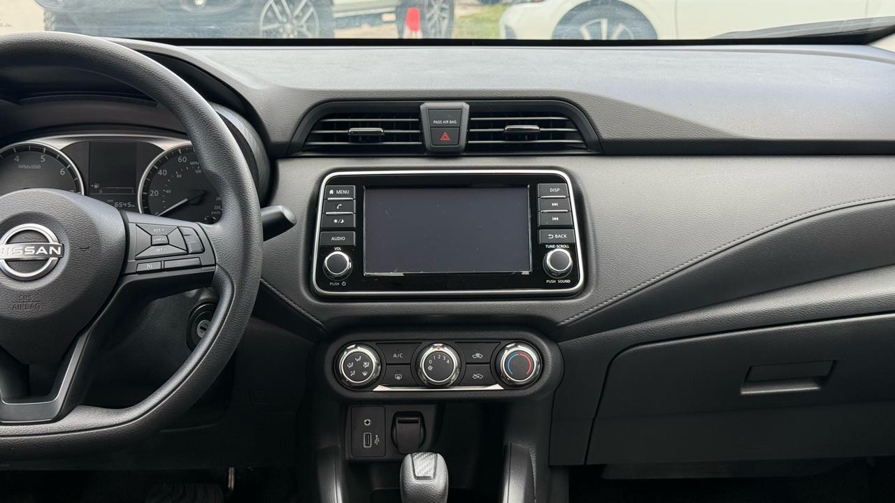 Nissan Versa S CVT 2025