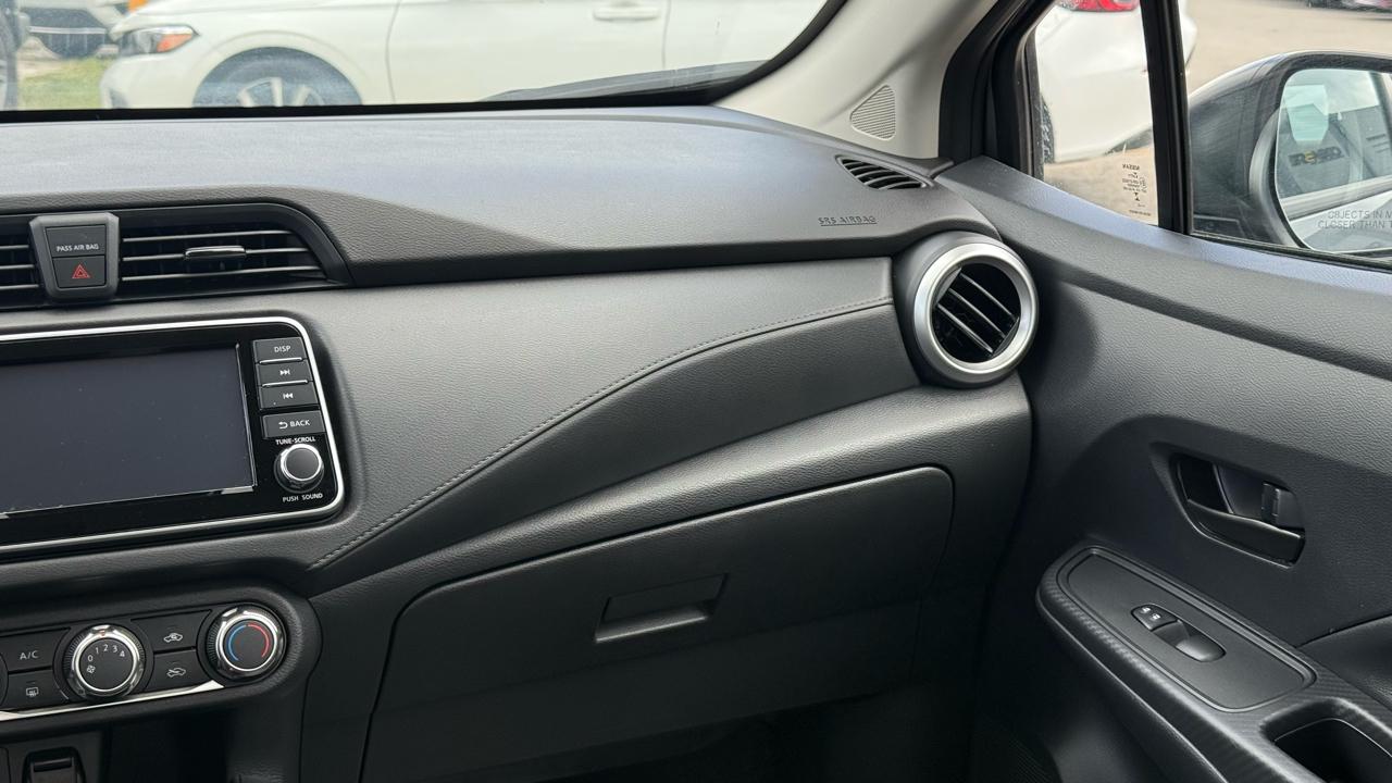 Nissan Versa S CVT 2025