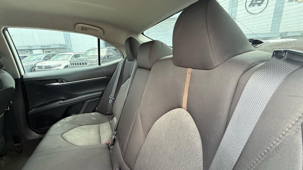 Toyota Camry XLE Auto (Natl) 2019