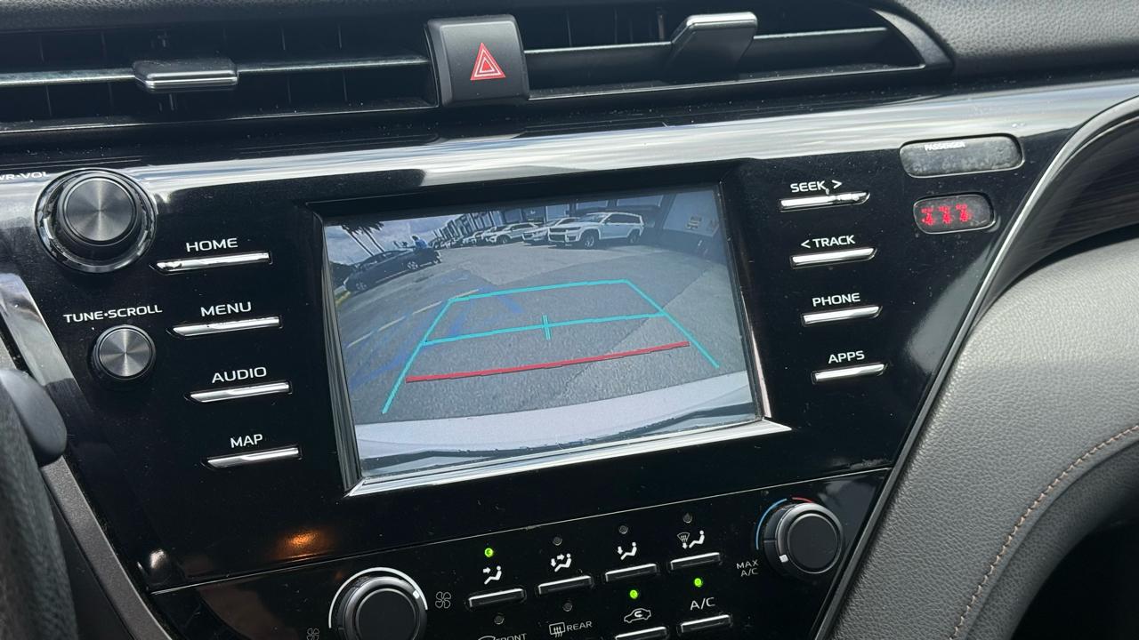 Toyota Camry XLE Auto (Natl) 2019