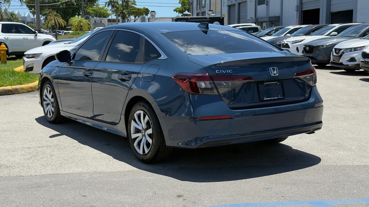 Honda Civic Sedan LX CVT 2025