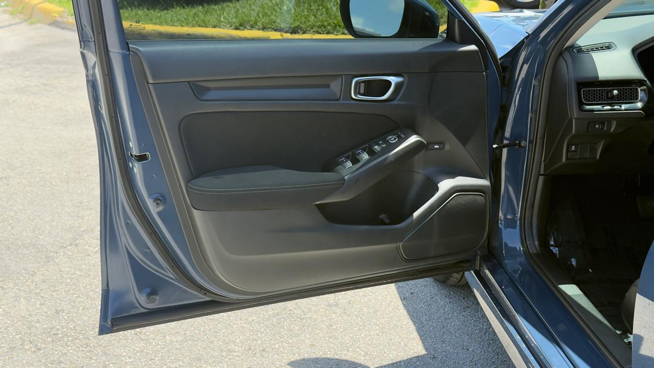 Honda Civic Sedan LX CVT 2025