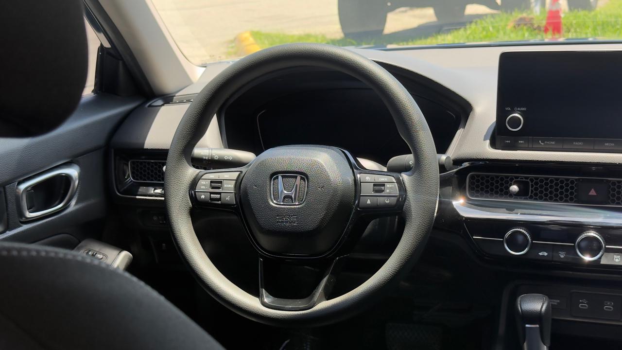 Honda Civic Sedan LX CVT 2025