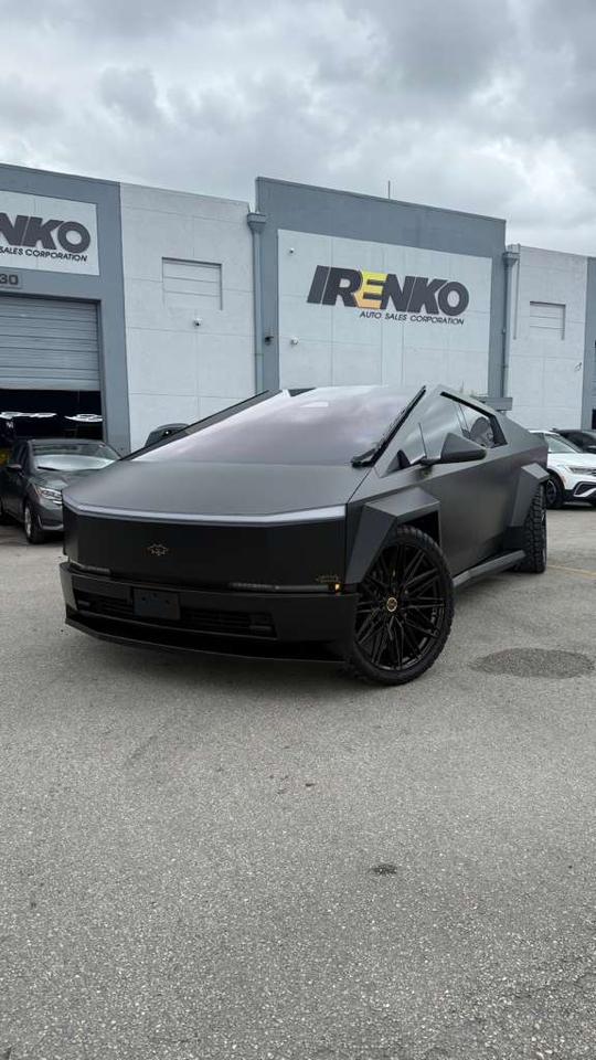 Tesla Cybertruck Cyberbeast AWD 2024