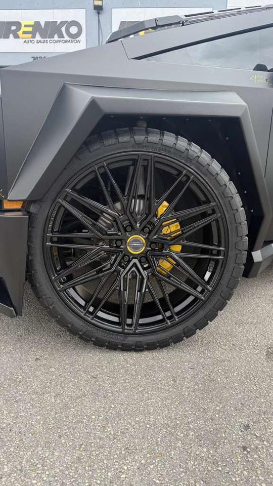 Tesla Cybertruck Cyberbeast AWD 2024