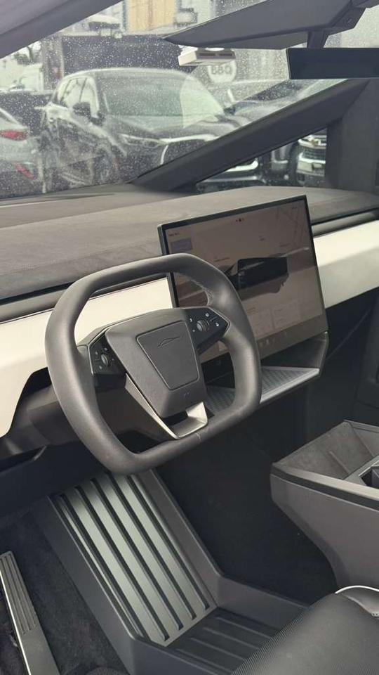 Tesla Cybertruck Cyberbeast AWD 2024