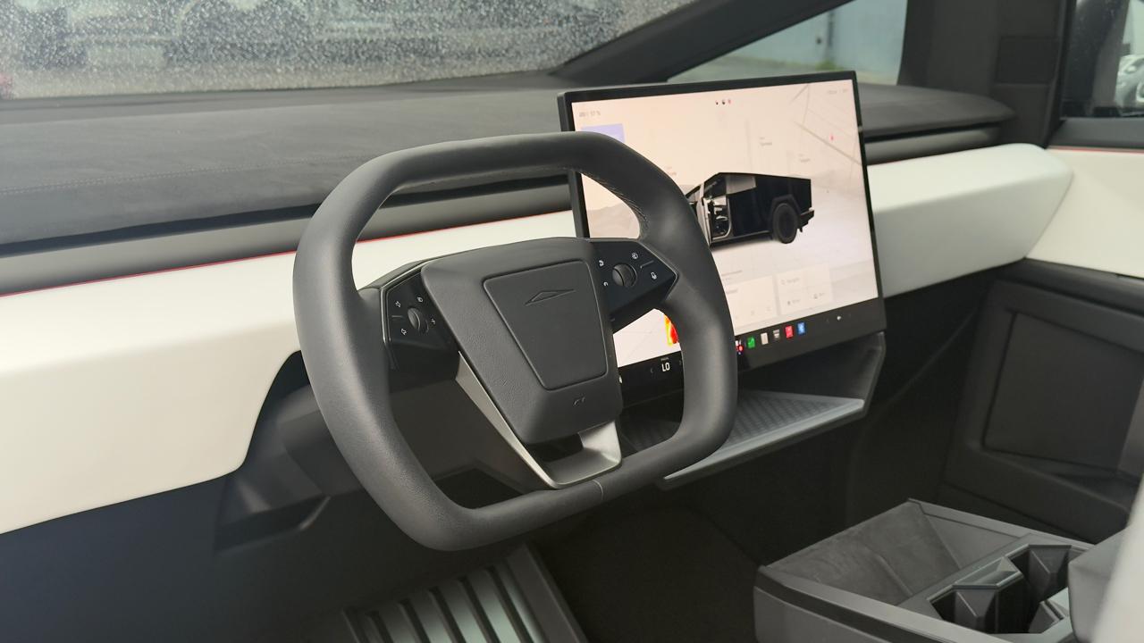 Tesla Cybertruck Cyberbeast AWD 2024