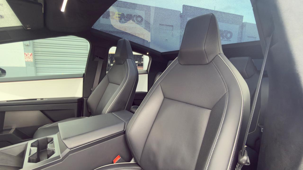 Tesla Cybertruck Cyberbeast AWD 2024