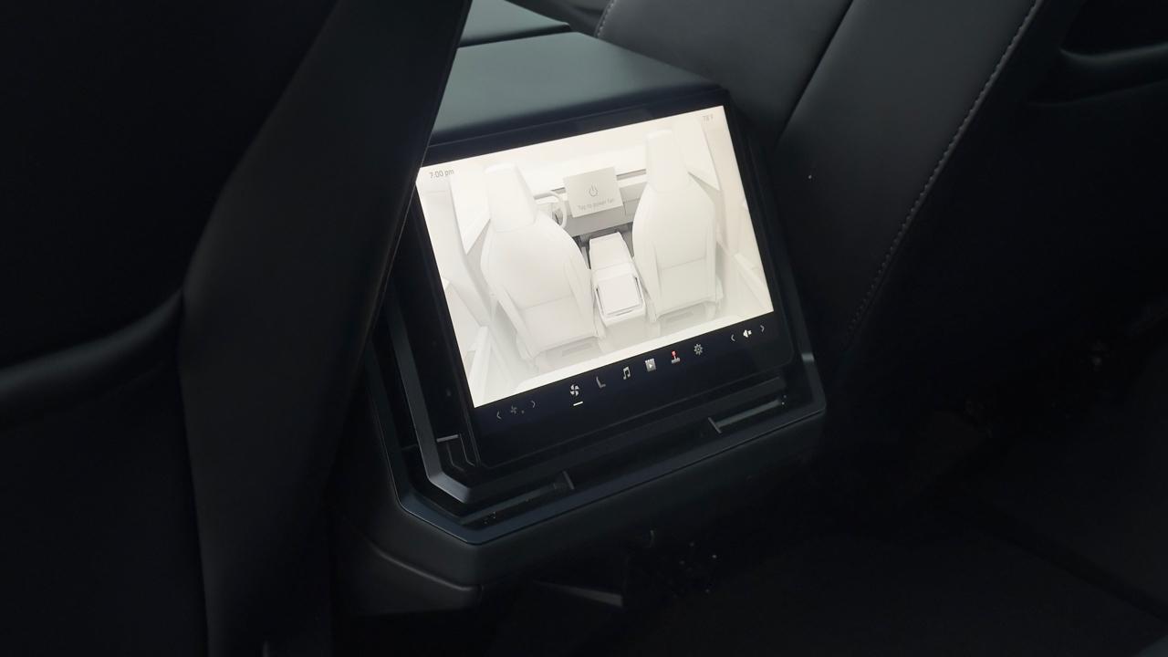 Tesla Cybertruck Cyberbeast AWD 2024