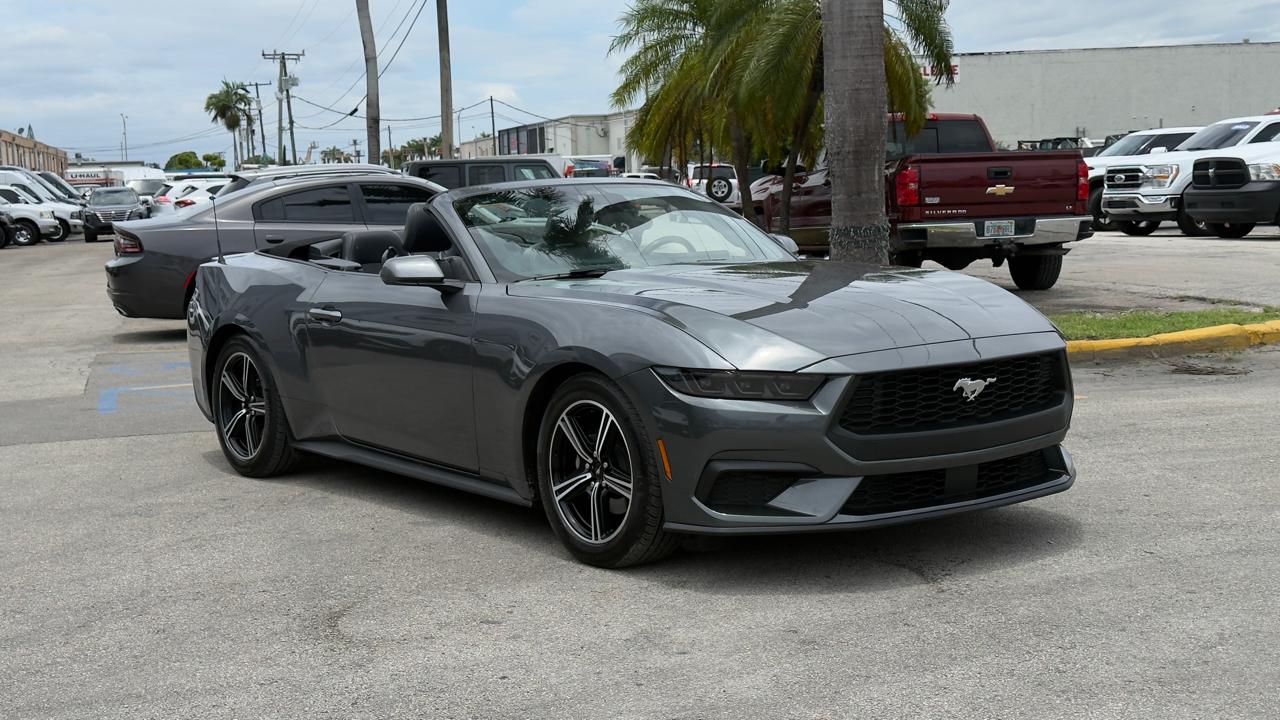 Ford Mustang EcoBoost Convertible 2025
