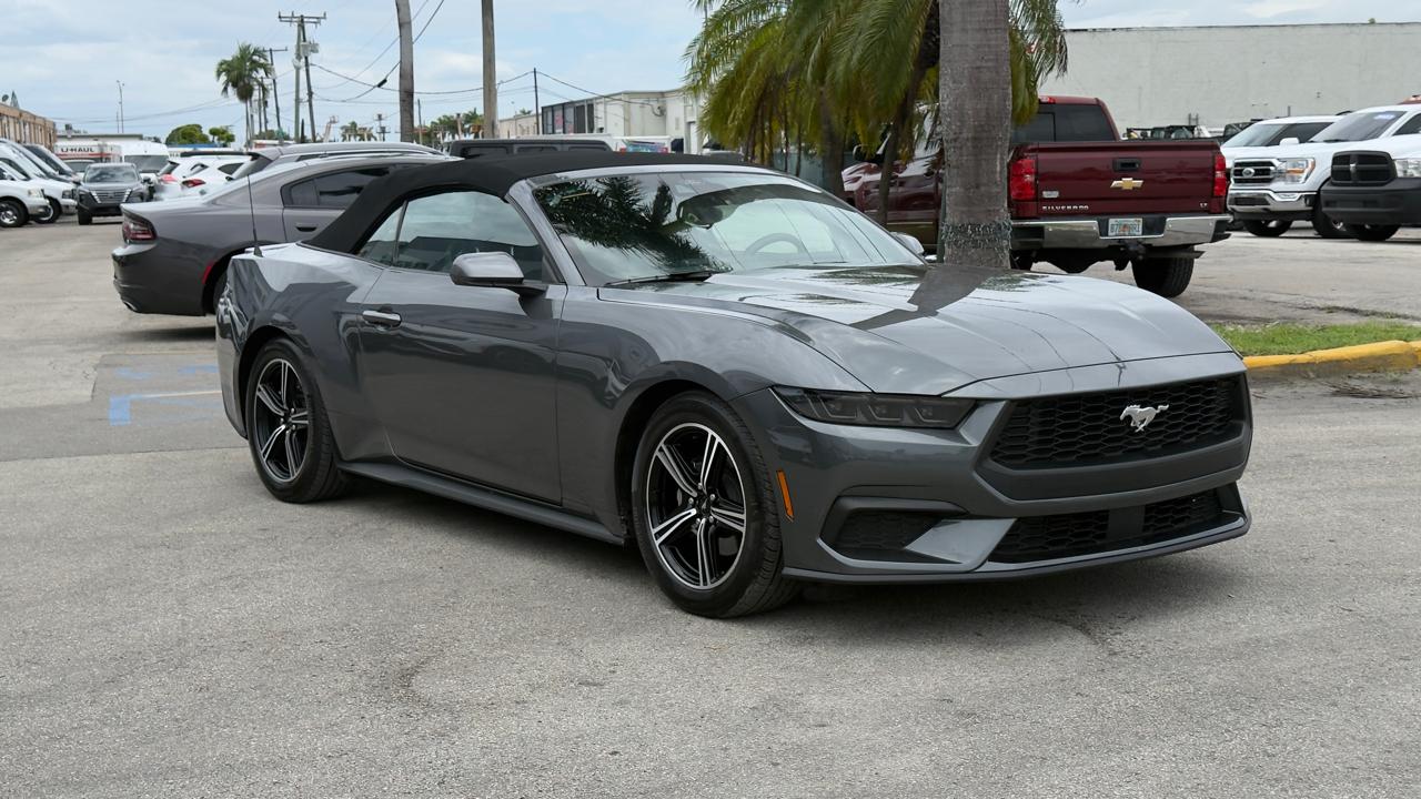 Ford Mustang EcoBoost Convertible 2025