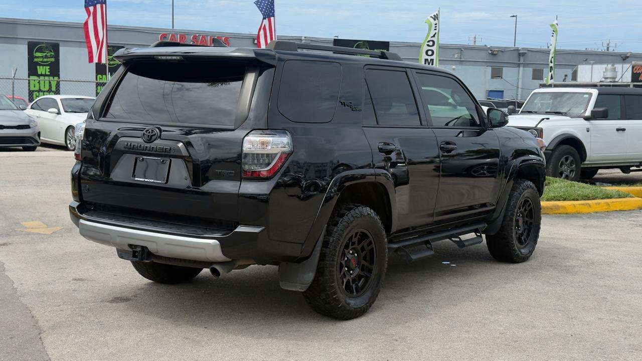 Toyota 4Runner TRD Off Road Premium 4WD (Natl) 2022