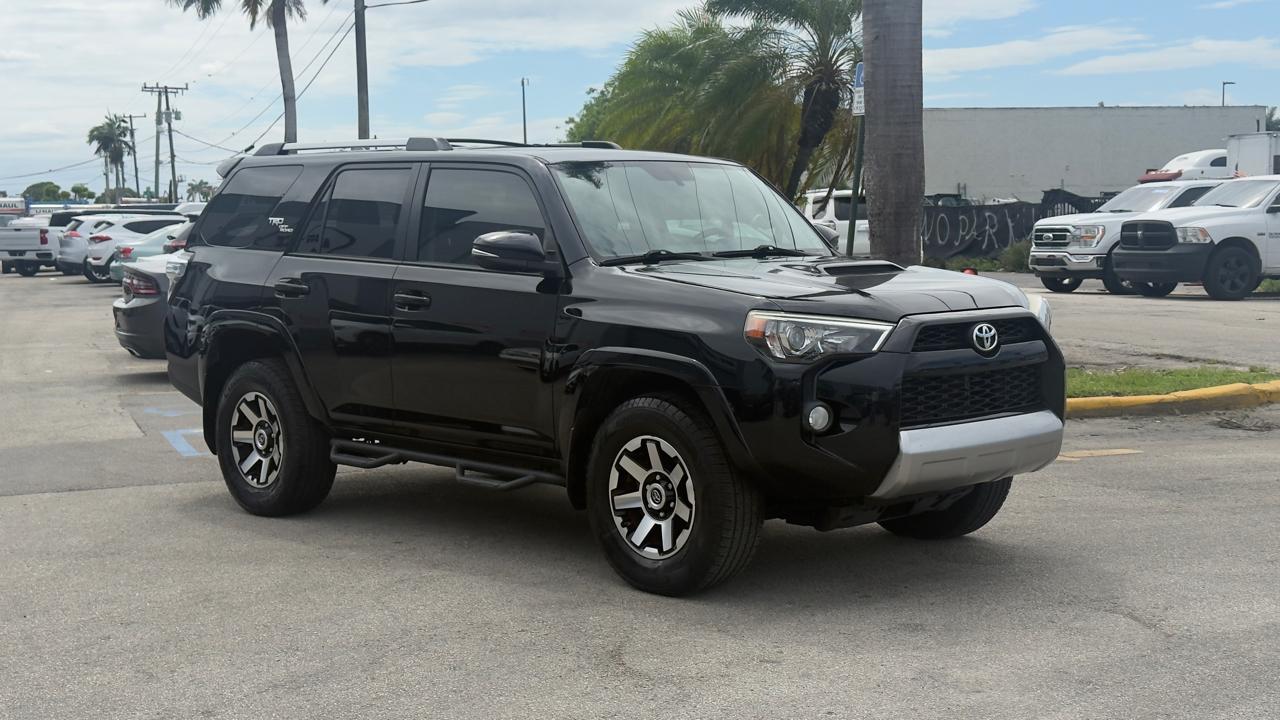 Toyota 4Runner TRD Off Road Premium 4WD (Natl) 2018