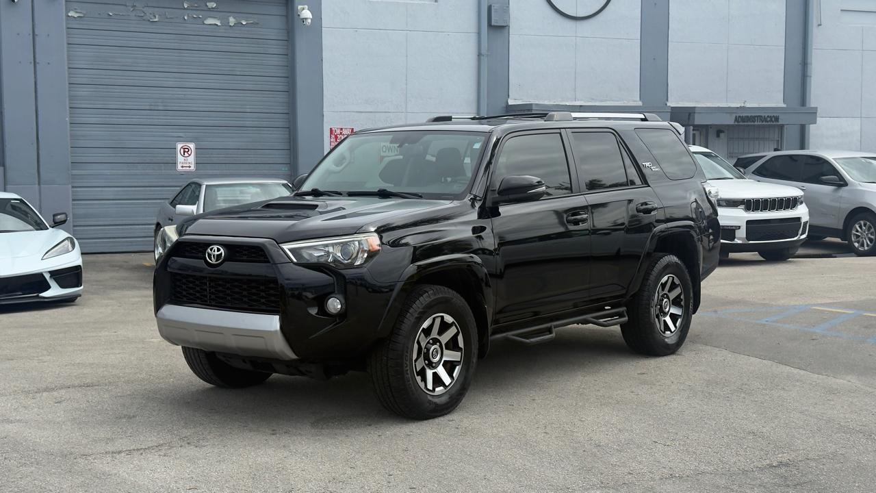 Toyota 4Runner TRD Off Road Premium 4WD (Natl) 2018