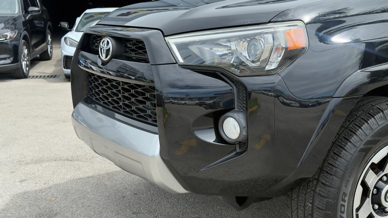 Toyota 4Runner TRD Off Road Premium 4WD (Natl) 2018