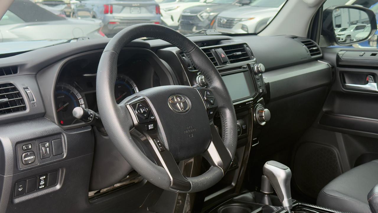Toyota 4Runner TRD Off Road Premium 4WD (Natl) 2018