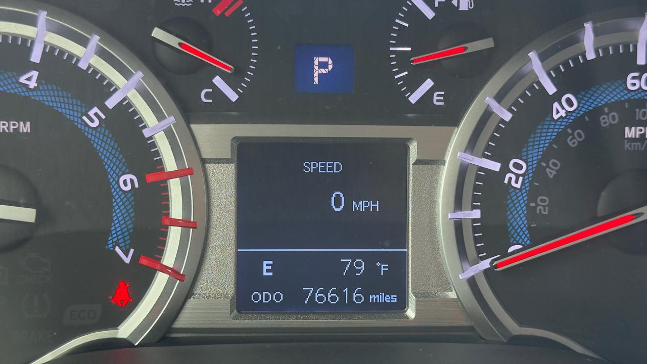Toyota 4Runner TRD Off Road Premium 4WD (Natl) 2018