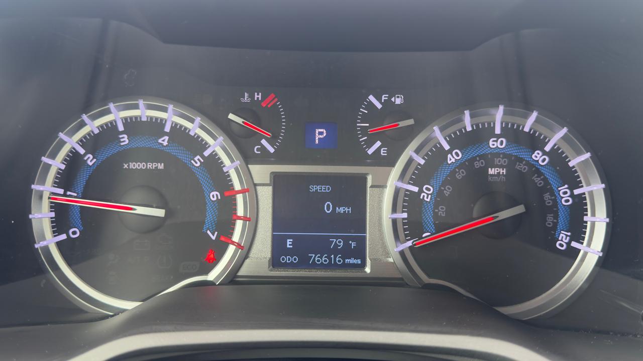 Toyota 4Runner TRD Off Road Premium 4WD (Natl) 2018