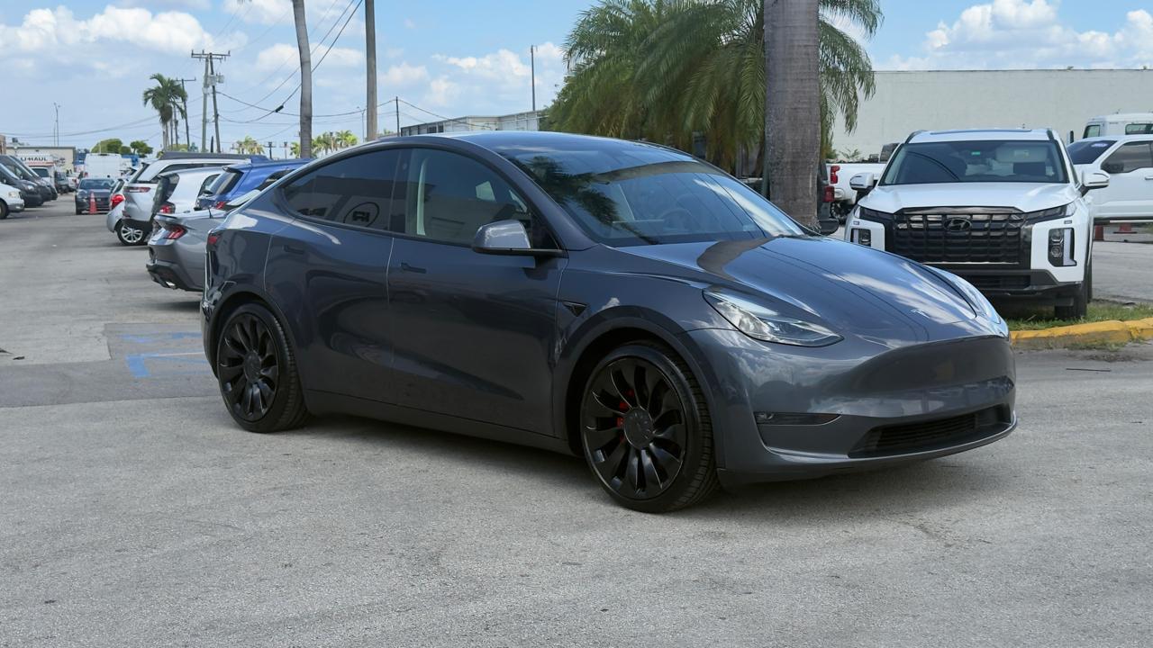 Tesla Model Y Performance AWD 2022