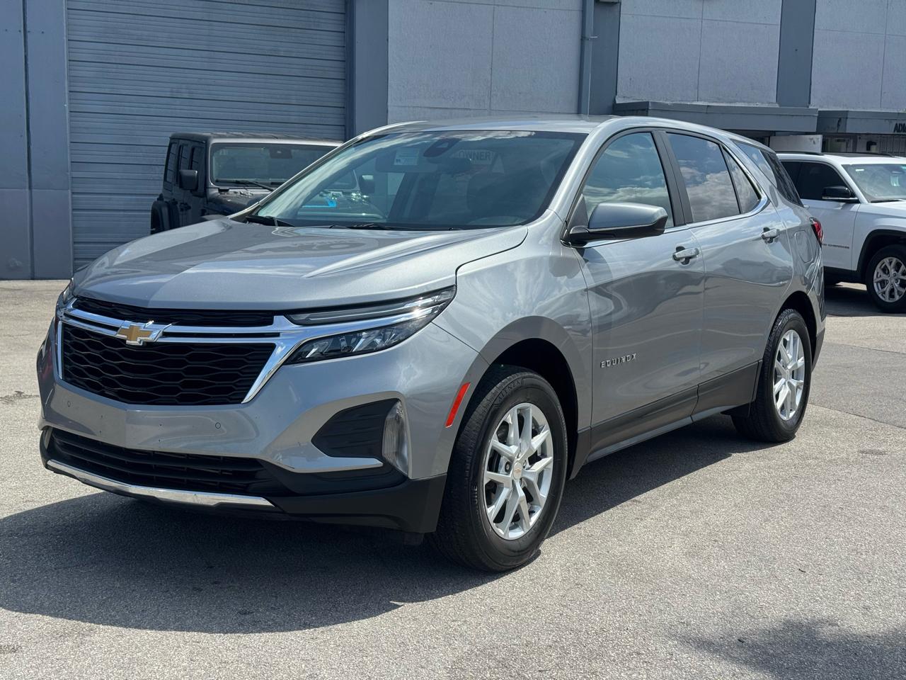 2023 Chevrolet Equinox AWD 4dr LT w/2FL