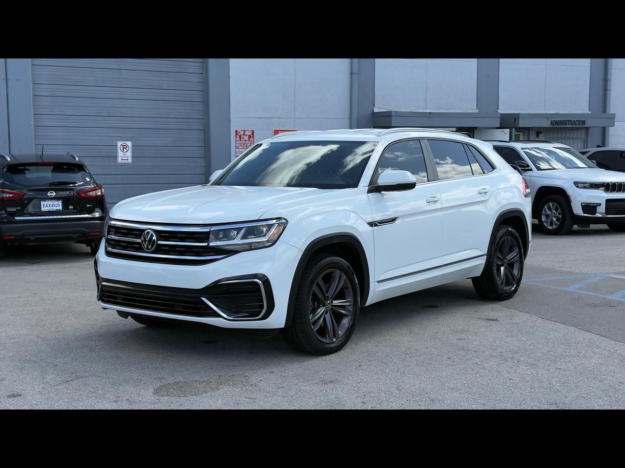 Volkswagen Atlas Cross Sport 3.6L V6 SE w/Technology R-Line FWD 2021