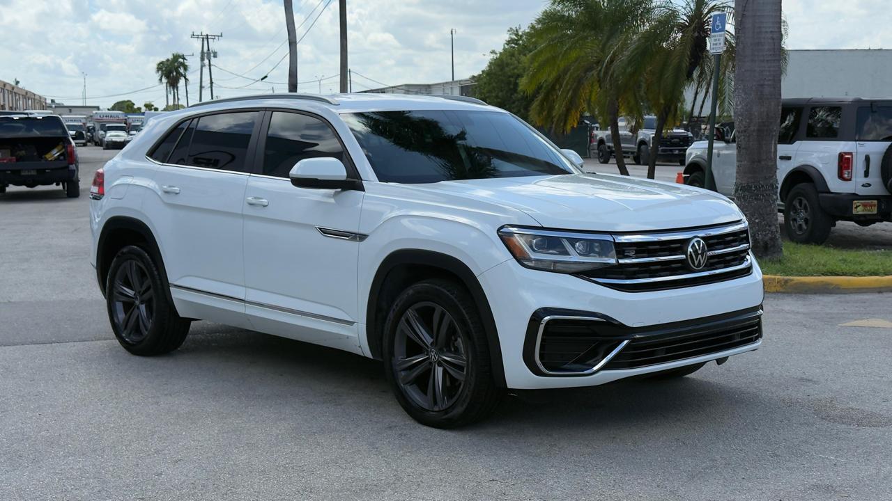 Volkswagen Atlas Cross Sport 3.6L V6 SE w/Technology R-Line FWD 2021