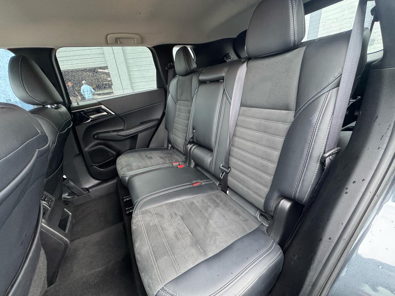 Mitsubishi Outlander SE FWD 2024