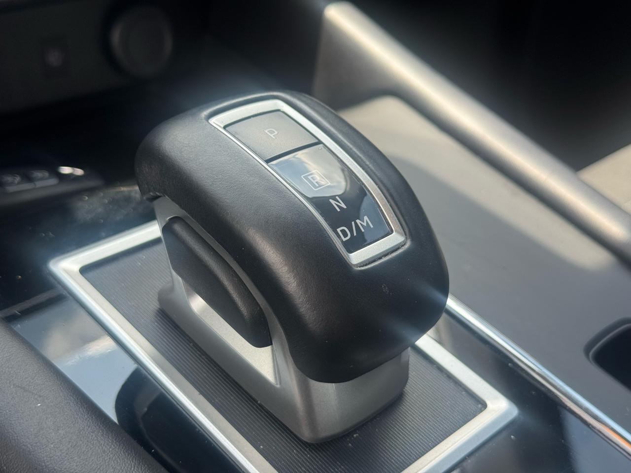 Mitsubishi Outlander SE FWD 2024