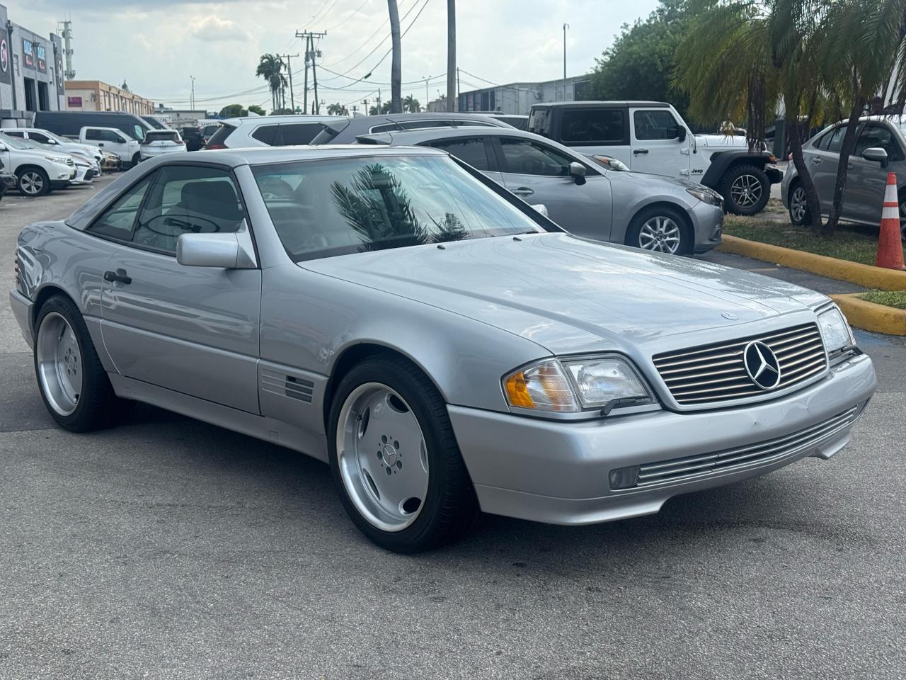 Mercedes-Benz SL Class 2dr Roadster 3.2L 1995