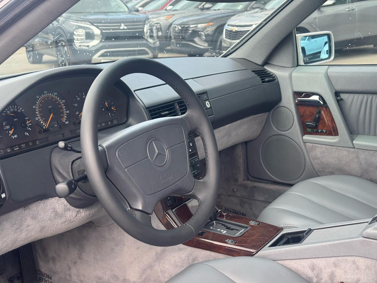 Mercedes-Benz SL Class 2dr Roadster 3.2L 1995