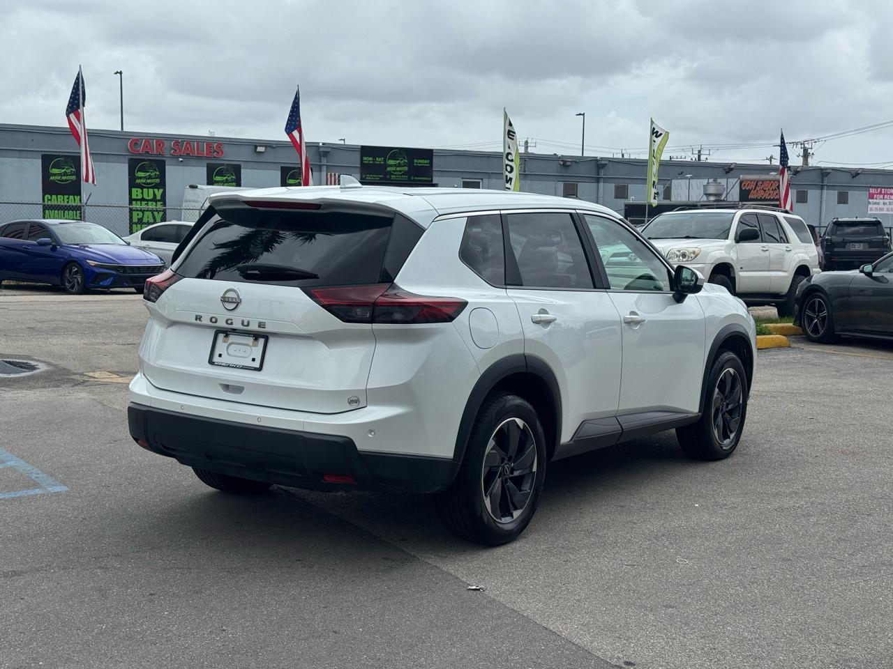 Nissan Rogue FWD SV 2025