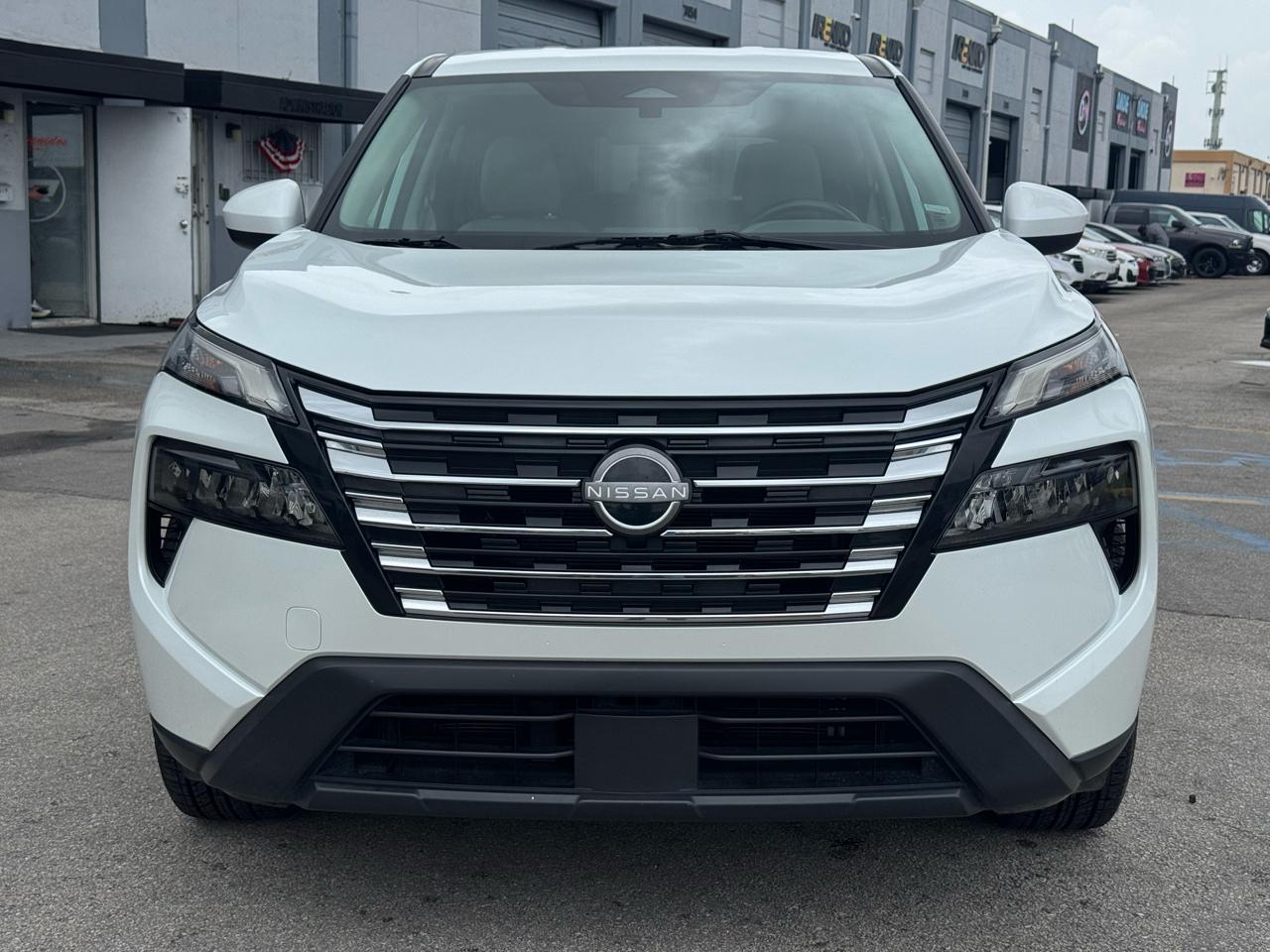 Nissan Rogue FWD SV 2025