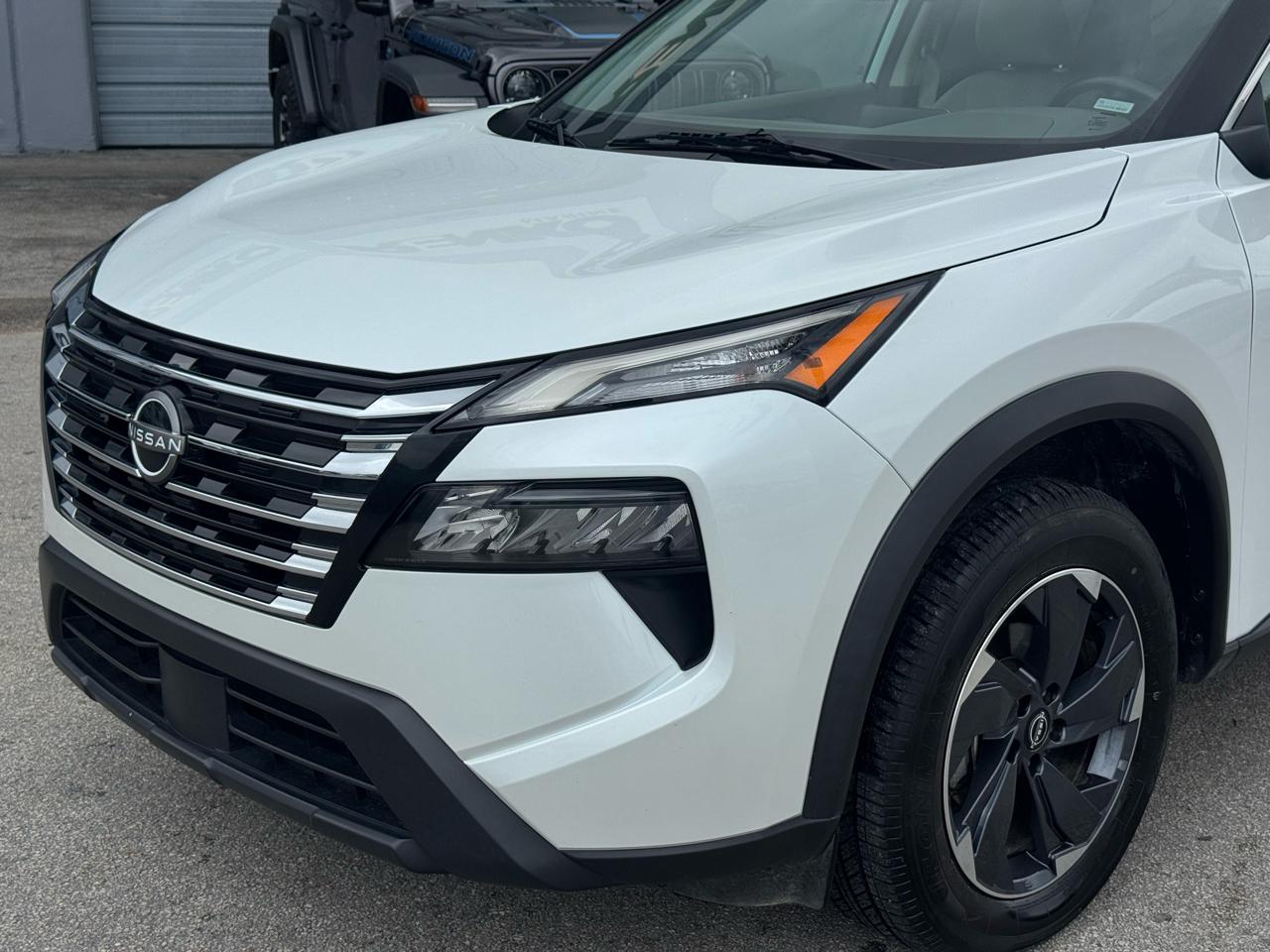 Nissan Rogue FWD SV 2025