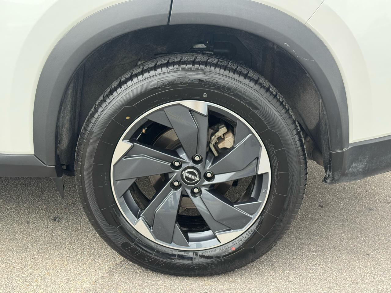 Nissan Rogue FWD SV 2025