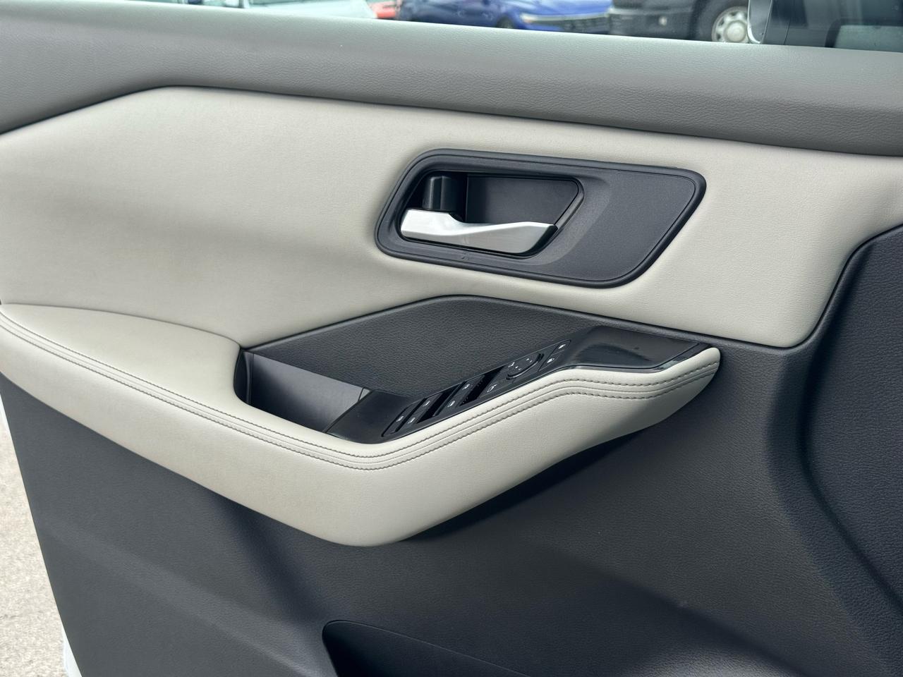 Nissan Rogue FWD SV 2025